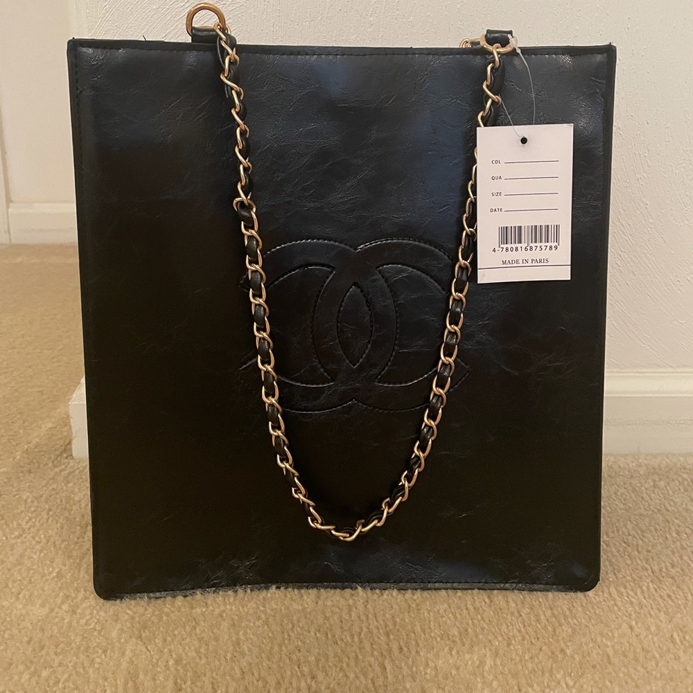 Luxury tote